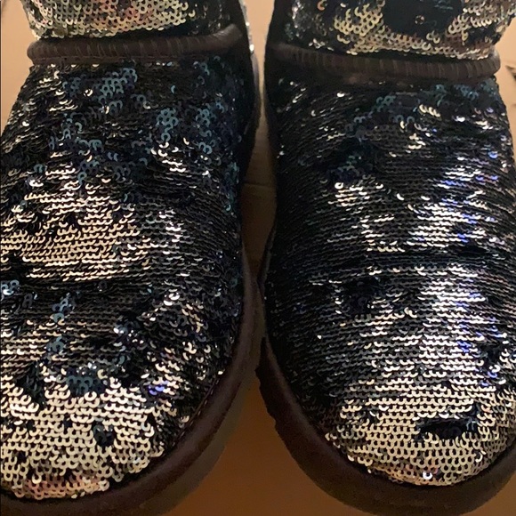 Ugg sparkle boot blue silver size 6 - Picture 13 of 14